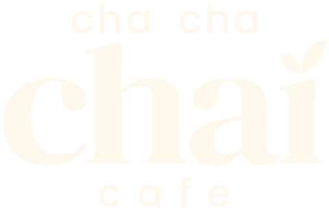 شعار Cha Cha Chai باللون الكريمي